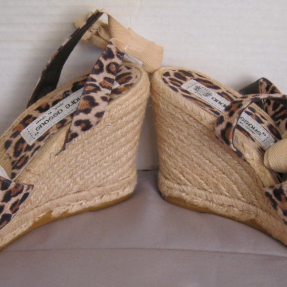 Andre Assous Leopard Calf Hair Wedge Espadrille Sandals, 7-Like Brand New - Picture 3 of 9